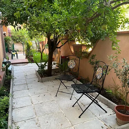 Casa Ariel Avola